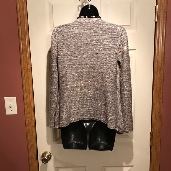 Sweater - Picture 4 of 4